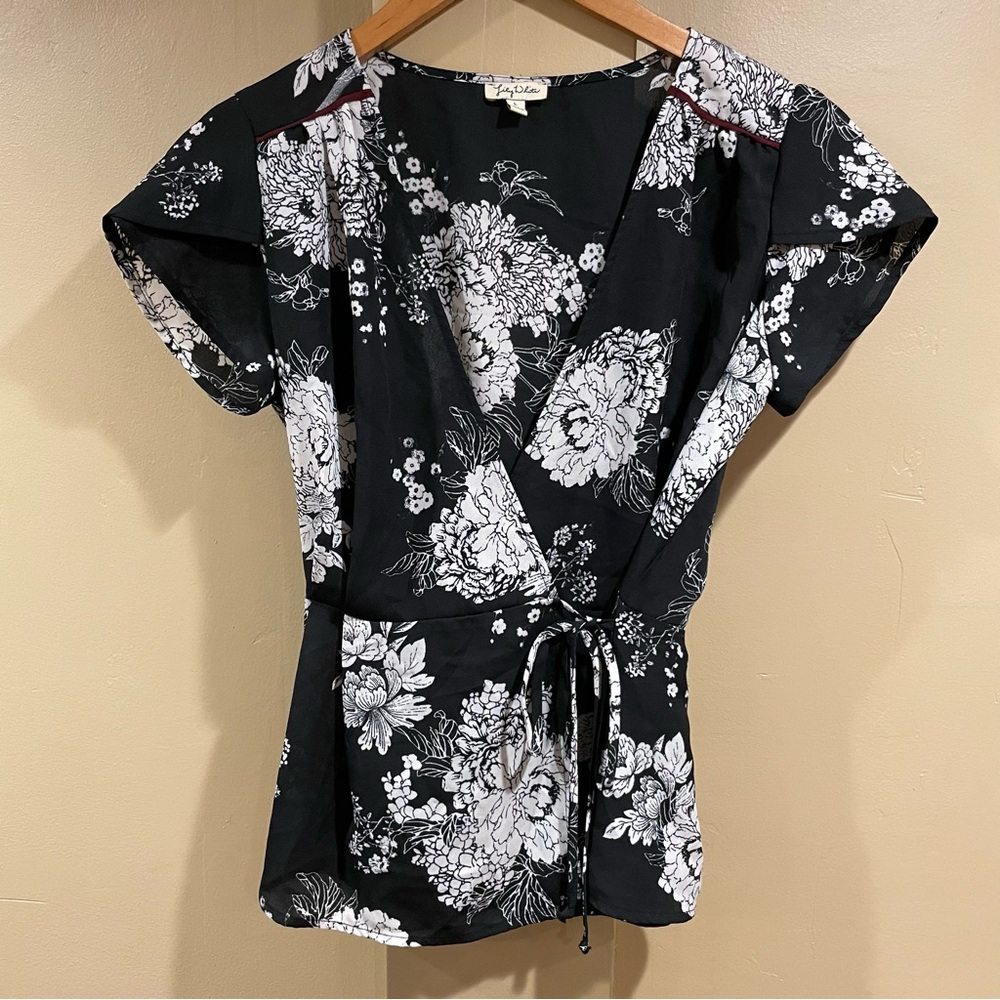 Lily White Floral Full Wrap Blouse